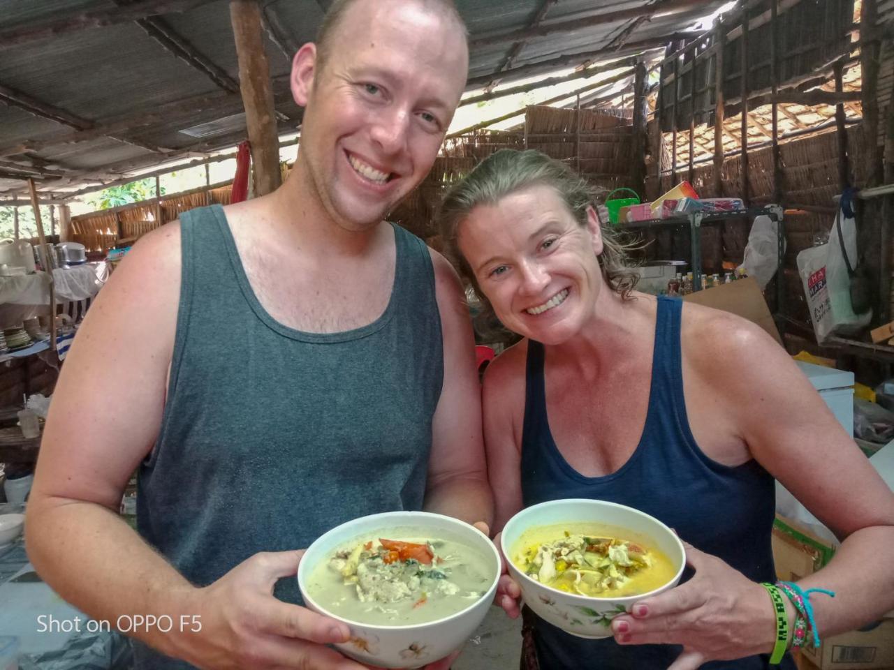מלון Ko Phra Thong Mr. Chuoi Bar And Hut מראה חיצוני תמונה