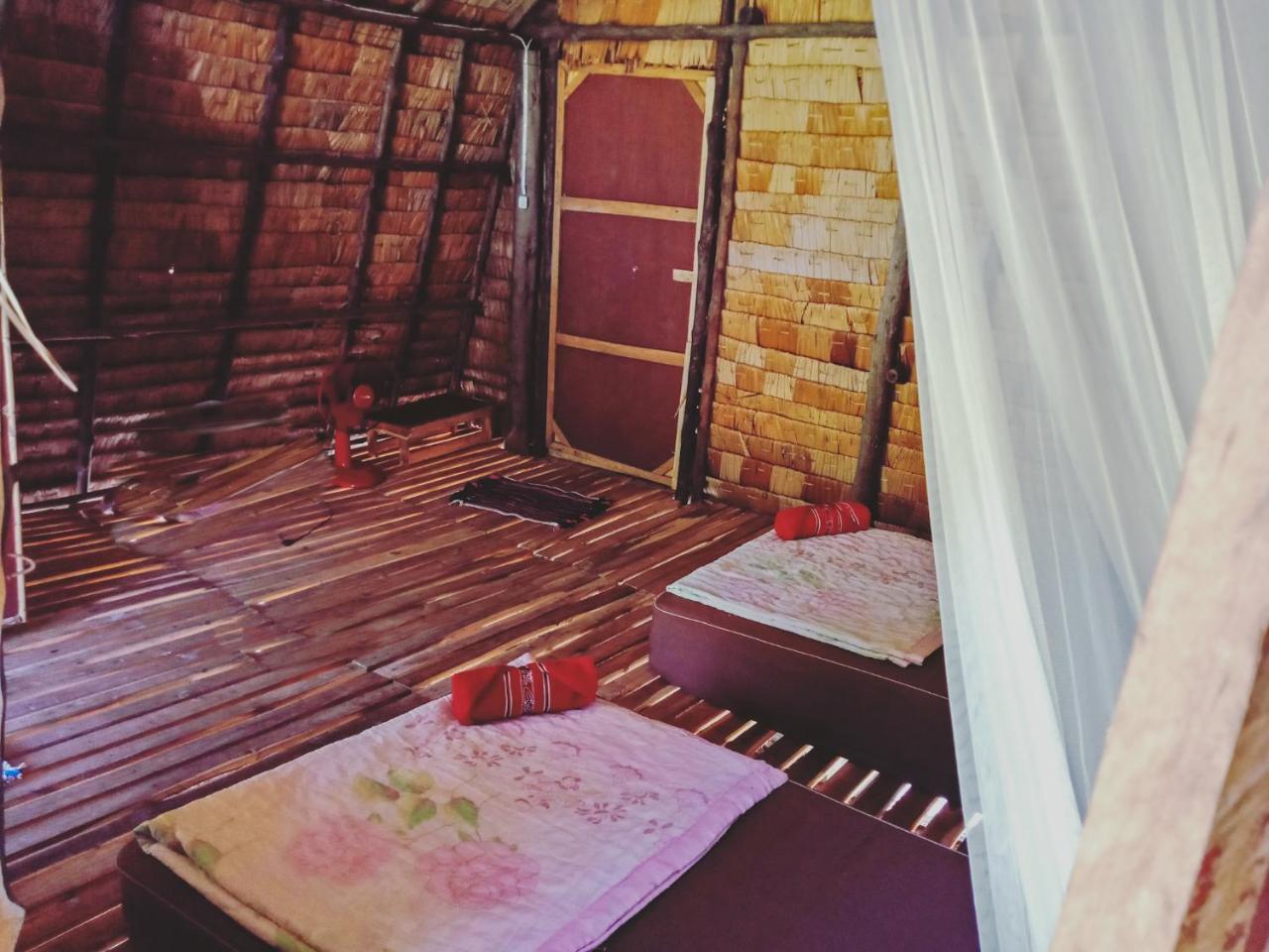 מלון Ko Phra Thong Mr. Chuoi Bar And Hut מראה חיצוני תמונה
